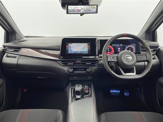 オーラ ニスモ 禁煙車 社外マフラー 社外ダウンサス インテリジェントルームミラー 全方位カメラ 純正ナビ LEDヘッドライト フォグライト バックフォグ オートライト オートハイビーム ブラインドスポットモニター(7枚目)