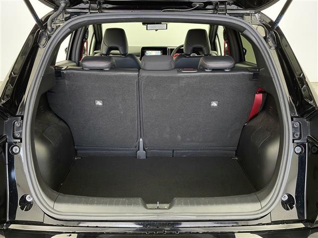 オーラ ニスモ 禁煙車 社外マフラー 社外ダウンサス インテリジェントルームミラー 全方位カメラ 純正ナビ LEDヘッドライト フォグライト バックフォグ オートライト オートハイビーム ブラインドスポットモニター(19枚目)