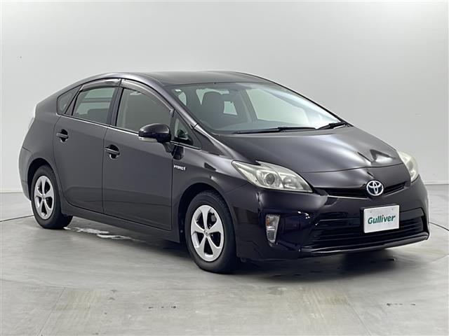 プリウス S 純正ナビ(AM/FM/フルセグTV/Bluetooth) バックカメラ ドアバイザー ETC オートライト スマートキー パワーウィンドウ 電動格納ミラー フロアマット(6枚目)