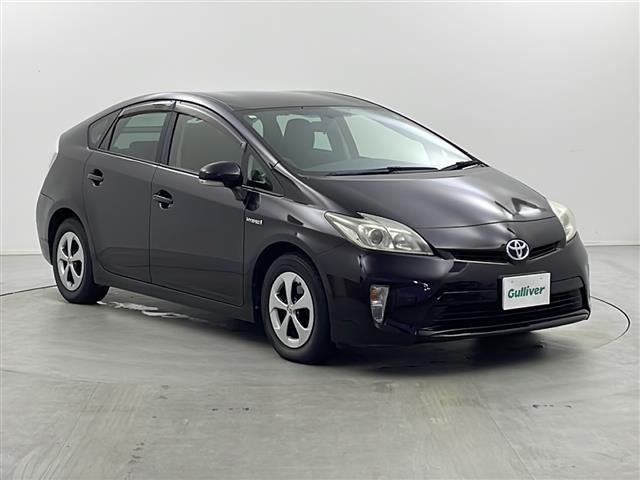 プリウス S 純正ナビ(AM/FM/フルセグTV/Bluetooth) バックカメラ ドアバイザー ETC オートライト スマートキー パワーウィンドウ 電動格納ミラー フロアマット(11枚目)