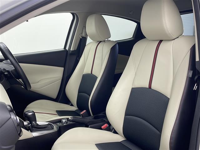 デミオ XDツーリング Lパッケージ 純正ナビ(AM/FM/CD/DVD/Bluetooth) クルーズコントロール スマートキー プッシュスタート 電動格納ミラー 純正フロアマット オートライト 純正アルミホイール(4枚目)