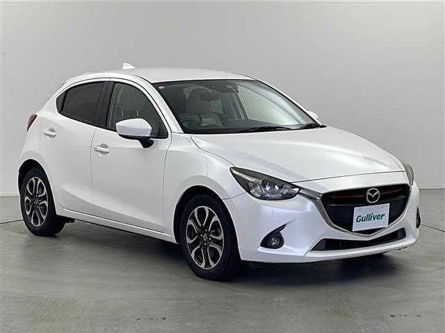 デミオ XDツーリング Lパッケージ 純正ナビ(AM/FM/CD/DVD/Bluetooth) クルーズコントロール スマートキー プッシュスタート 電動格納ミラー 純正フロアマット オートライト 純正アルミホイール(9枚目)