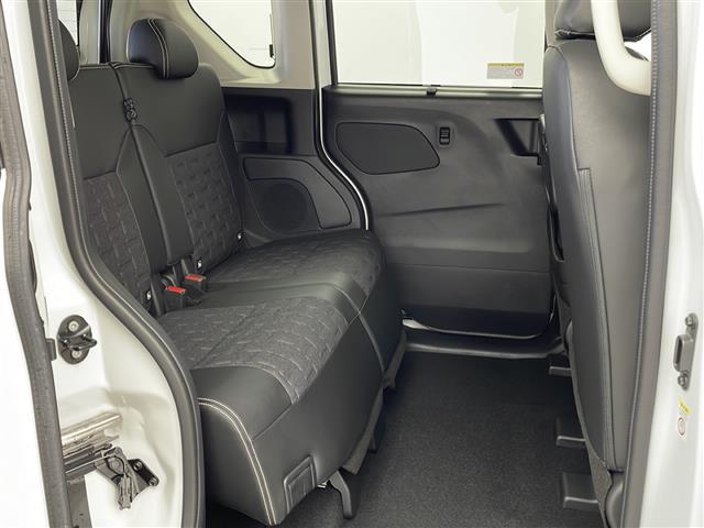 デリカミニ T プレミアム 禁煙車 届出済未使用車 純正9型ディスプレイオーディオ AppleCarPlay AndroidAuto AM FM BT 全周囲カメラ インテリジェントルームミラー 両側パワースライドドア(22枚目)