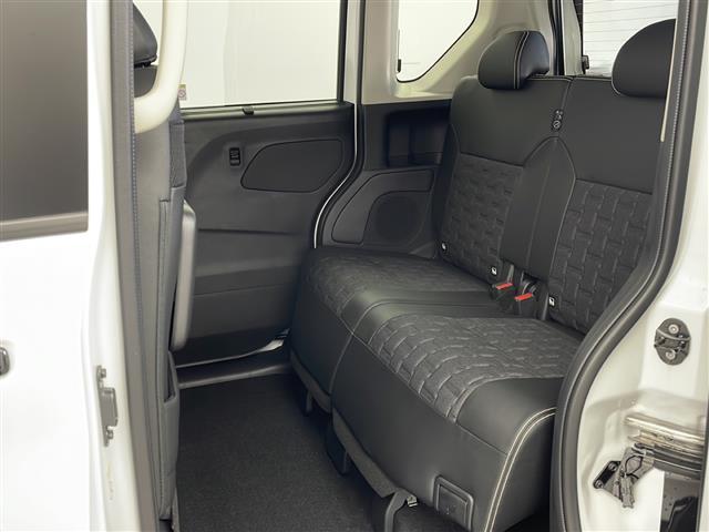 デリカミニ T プレミアム 禁煙車 届出済未使用車 純正9型ディスプレイオーディオ AppleCarPlay AndroidAuto AM FM BT 全周囲カメラ インテリジェントルームミラー 両側パワースライドドア(26枚目)