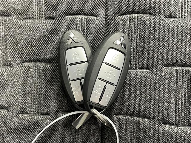 デリカミニ T プレミアム 禁煙車 届出済未使用車 純正9型ディスプレイオーディオ AppleCarPlay AndroidAuto AM FM BT 全周囲カメラ インテリジェントルームミラー 両側パワースライドドア(41枚目)