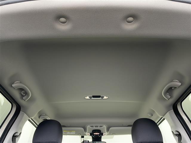 MINI クーパー 純正ナビ(AM/FM/Bluetooth) ETC スマートキー プッシュスタート アイドリングストップ ステアリングスイッチ 横滑り防止装置 純正15インチアルミ 純正フロアマット(27枚目)