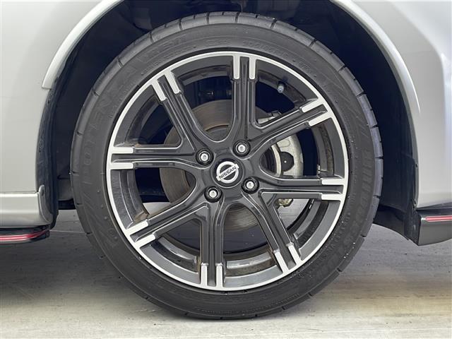 マーチ ニスモ　Ｓ　禁煙車　５ＭＴ　ドライブレコーダー前後　ポータブルナビ　純正オーディオ　ＡＵＸ　ＡＭ　ＦＭ　横滑り防止装置　ＡＵＴＯエアコン　純正ドアバイザー　純正フロアマット　電格ミラー（41枚目）