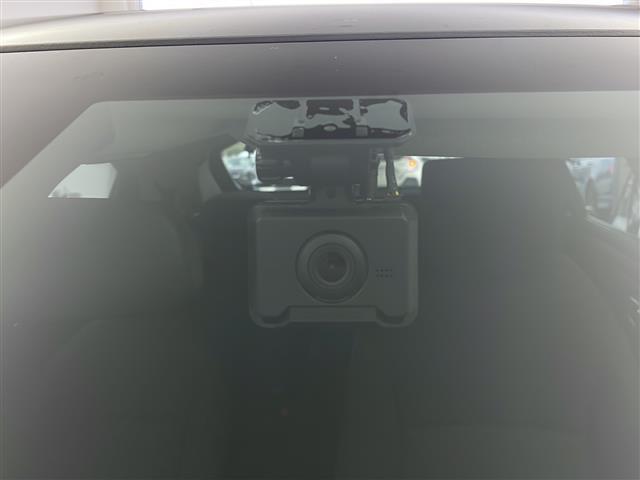 ヴェゼル Ｇ　純正ナビ　ホンダセンシング　衝突軽減　誤発進抑制　歩行者事故低減ステアリング　レーダークルーズコントロール　車線逸脱抑制　パーキングサポートブレーキ　ＥＴＣ２．０　ドライブレコーダー　ワイヤレス充電（15枚目）