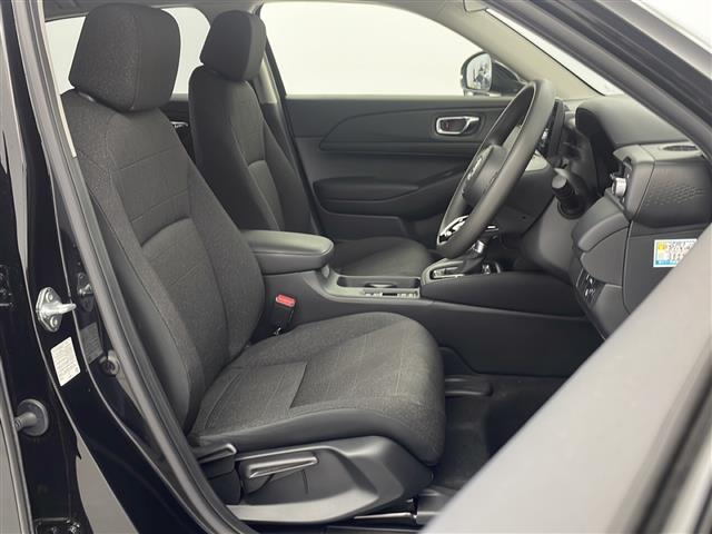 ヴェゼル Ｇ　純正ナビ　ホンダセンシング　衝突軽減　誤発進抑制　歩行者事故低減ステアリング　レーダークルーズコントロール　車線逸脱抑制　パーキングサポートブレーキ　ＥＴＣ２．０　ドライブレコーダー　ワイヤレス充電（19枚目）