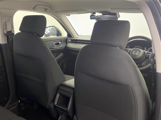 ヴェゼル Ｇ　純正ナビ　ホンダセンシング　衝突軽減　誤発進抑制　歩行者事故低減ステアリング　レーダークルーズコントロール　車線逸脱抑制　パーキングサポートブレーキ　ＥＴＣ２．０　ドライブレコーダー　ワイヤレス充電（21枚目）