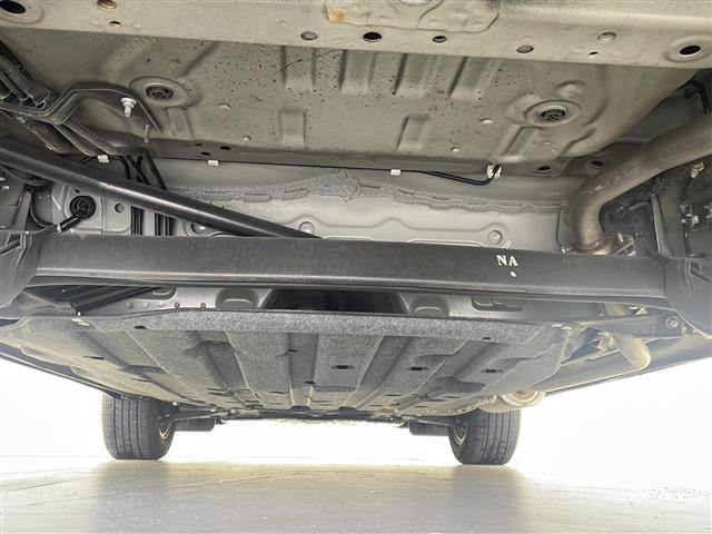 ヴェゼル Ｇ　純正ナビ　ホンダセンシング　衝突軽減　誤発進抑制　歩行者事故低減ステアリング　レーダークルーズコントロール　車線逸脱抑制　パーキングサポートブレーキ　ＥＴＣ２．０　ドライブレコーダー　ワイヤレス充電（30枚目）