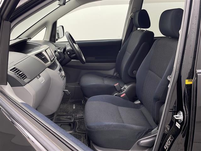 ヴォクシー Z 煌 社外メモリーナビ AM FM CD DVD ワンセグ BT ETC 純正マット ドアバイザー オートエアコン 保証書 取扱説明書(5枚目)