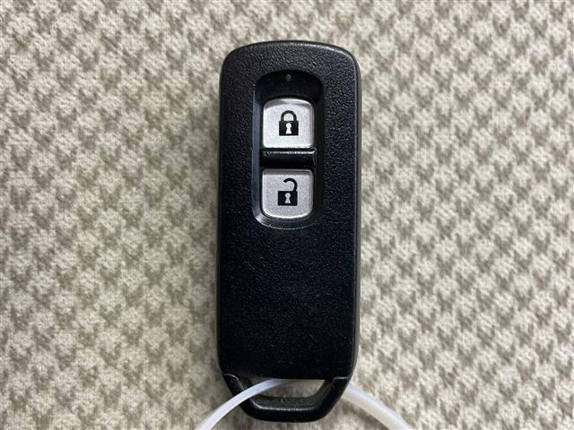 Ｎ－ＯＮＥ Ｇ・Ｌパッケージ　禁煙車　バックカメラ　純正Ｇａｔｈｅｒｓナビ　Ｂｌｕｅｔｏｏｔｈ　ワンセグ　ＥＴＣ　オートライト　スペアキー（40枚目）