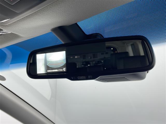 デリカD:5 シャモニー 登録済未使用車 全周囲カメラ 純正11インチメモリーナビ 純正12.8インチフリップダウン 衝突軽減 レーダークルーズ 両側電動 シートヒーター ステアリングヒーター 電動リアゲート パドルシフト(12枚目)