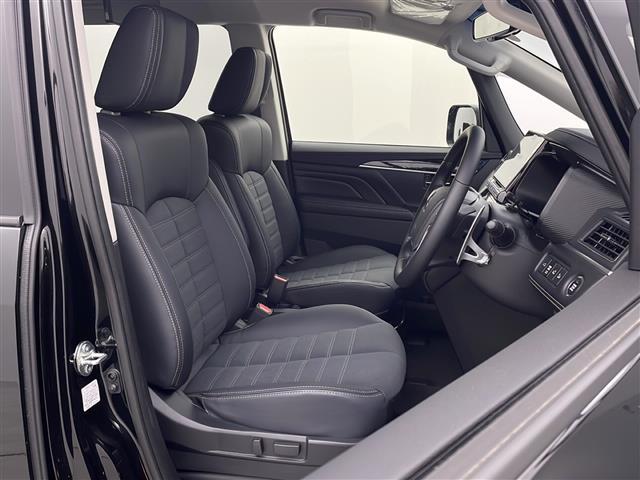 デリカD:5 シャモニー 登録済未使用車 全周囲カメラ 純正11インチメモリーナビ 純正12.8インチフリップダウン 衝突軽減 レーダークルーズ 両側電動 シートヒーター ステアリングヒーター 電動リアゲート パドルシフト(19枚目)