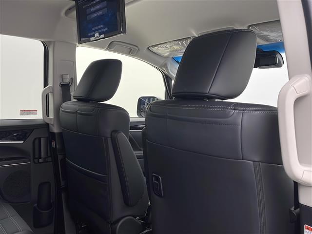 デリカD:5 シャモニー 登録済未使用車 全周囲カメラ 純正11インチメモリーナビ 純正12.8インチフリップダウン 衝突軽減 レーダークルーズ 両側電動 シートヒーター ステアリングヒーター 電動リアゲート パドルシフト(20枚目)