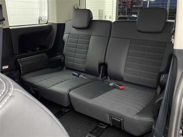 デリカD:5 シャモニー 登録済未使用車 全周囲カメラ 純正11インチメモリーナビ 純正12.8インチフリップダウン 衝突軽減 レーダークルーズ 両側電動 シートヒーター ステアリングヒーター 電動リアゲート パドルシフト(26枚目)