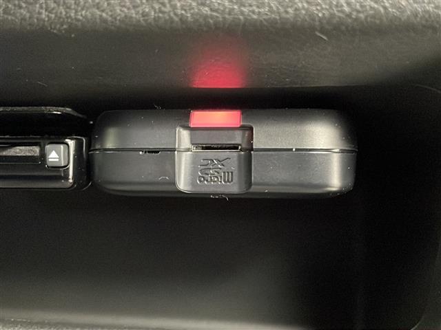 スペーシアギア ハイブリッドXZ 禁煙車 純正ナビ 衝突軽減 レーダークルーズコントロール 横滑り防止 車線逸脱抑制機能 両側パワースライドドア 前席シートヒーター ETC ドライブレコーダー 全周囲カメラ クリアランナソー(14枚目)