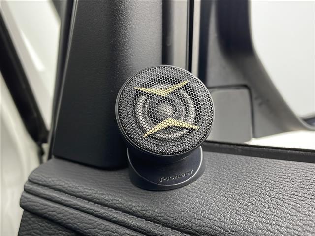 気になる車はすぐにお問い合わせください！画面右側の００６６から始まる無料ダイヤルからお問い合わせ下さい！専門スタッフがお車のご質問にお答えいたします！