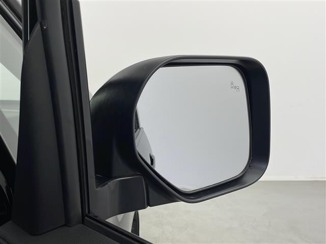 デリカD:5 G パワーパッケージ 禁煙車 4WD 純正10インチメモリーナビ BT HDMI フルセグTV アラウンドビューモニター e-Asist 衝突被害軽減ブレーキ オートサイドステップ 両側電動スライドドア パワーバックドア(5枚目)