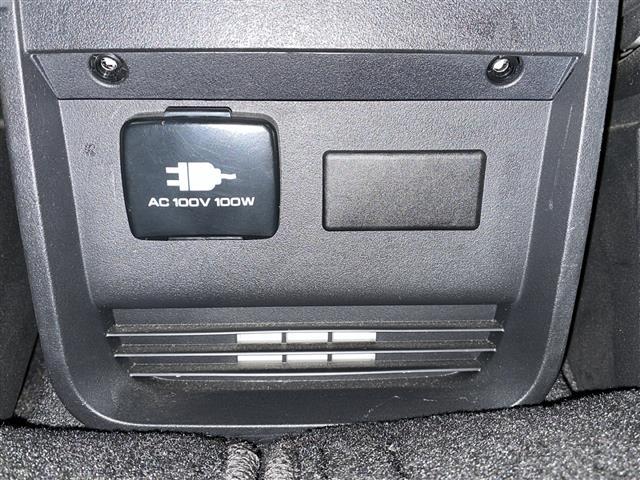 デリカD:5 G パワーパッケージ 禁煙車 4WD 純正10インチメモリーナビ BT HDMI フルセグTV アラウンドビューモニター e-Asist 衝突被害軽減ブレーキ オートサイドステップ 両側電動スライドドア パワーバックドア(22枚目)