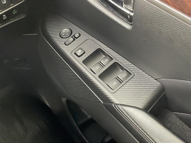 デリカD:5 G パワーパッケージ 禁煙車 4WD 純正10インチメモリーナビ BT HDMI フルセグTV アラウンドビューモニター e-Asist 衝突被害軽減ブレーキ オートサイドステップ 両側電動スライドドア パワーバックドア(23枚目)