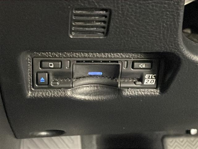 ヴォクシー ハイブリッドS-Z 禁煙車 純正ナビ バックカメラ モデリスタフルエアロ レーダークルーズコントロール 前席シートヒーター ステアリングヒーター パワーバックドア ステアリングスイッチ スマートキー スペアキー ETC(30枚目)