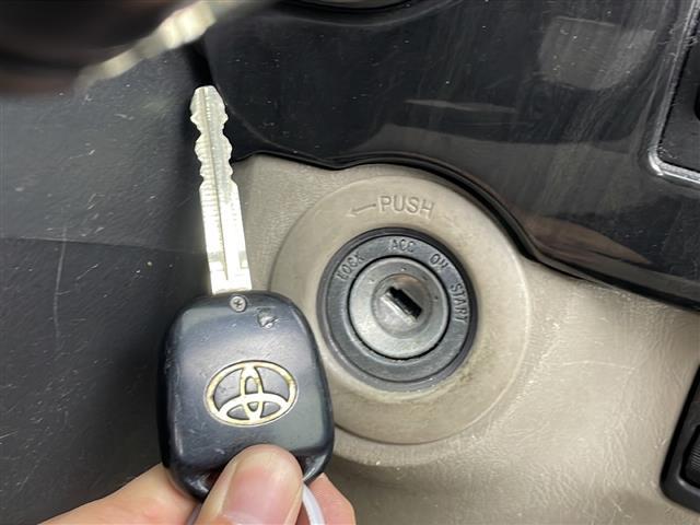 ハイラックスサーフ SSR-G 4WD 社外ナビ ドライブレコーダー ETC 電動格納ミラー 純正アルミホイール 純正フロアマット フォグライト リモコンキー(16枚目)