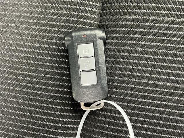 デイズルークス ハイウェイスター　Ｘ　Ｇパッケージ　禁煙車　純正ナビ　衝突軽減システム　両側パワースライドドア　全周囲カメラ　横滑り防止　ＥＴＣ　ドライブレコーダー　電動格納ミラー　Ａストップ　社外フロアマット　純正アルミホイール　プッシュスタート（16枚目）