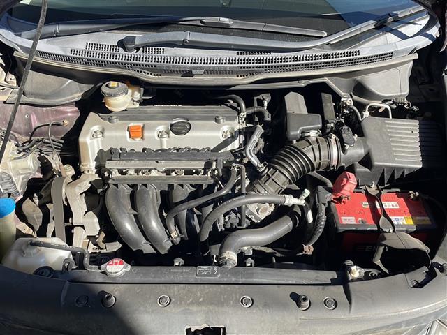 オデッセイ Ｍエアロパッケージ　ワンオーナー　純正ＨＤＤナビ　フルセグＴＶ　ＣＤ　ＤＶＤ　ＦＭ　ＡＭ　ＵＳＢ　バックカメラ　ＥＴＣ　純正フロアマット　純正１６インチアルミホイール　ドアバイザー　リモコンキー×２　保証書（12枚目）