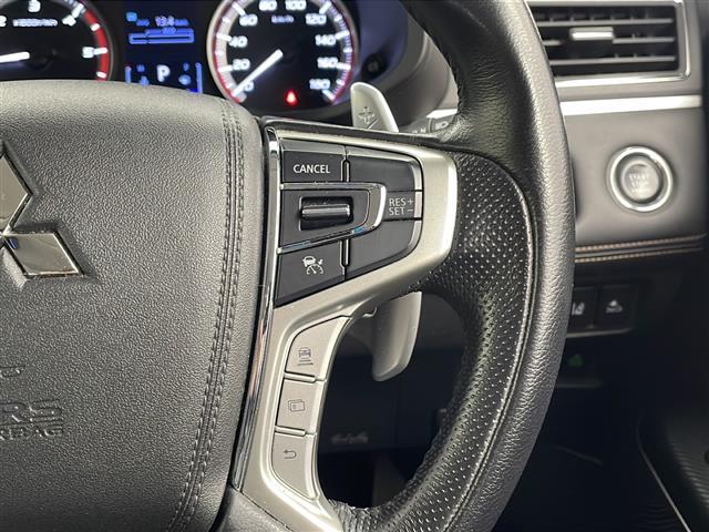 デリカD:5 ジャスパー 社外ナビ 全周囲カメラ 後席モニター 衝突軽減システム 車線逸脱抑制機能 横滑り防止 レーダークルーズコントロール 両側パワースライドドア ビルトインETC 前後ドライブレコーダー 純正アルミホイール(10枚目)