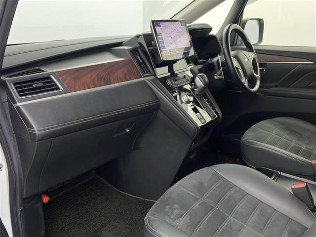 デリカD:5 ジャスパー 社外ナビ 全周囲カメラ 後席モニター 衝突軽減システム 車線逸脱抑制機能 横滑り防止 レーダークルーズコントロール 両側パワースライドドア ビルトインETC 前後ドライブレコーダー 純正アルミホイール(21枚目)