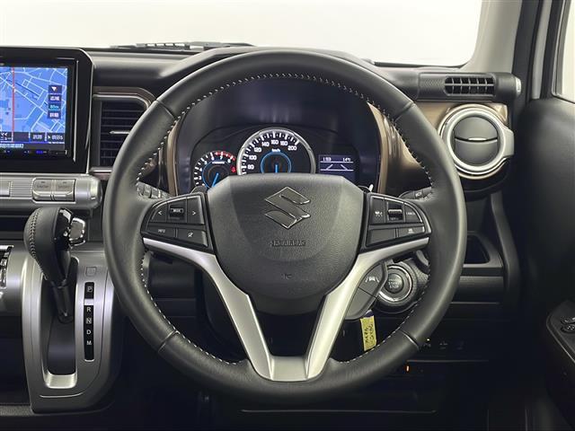 クロスビー ハイブリッドＭＺ　純正ナビ　衝突軽減ブレーキ　スズキセーフティサポート　禁煙車　ワンオーナー　コーナーセンサー　アダプティクルーズコントロール　ハーフレザーシート　バックカメラ　ドライブレコーダー　ＥＴＣ　シートヒータ（8枚目）