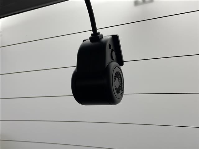 クロスビー ハイブリッドＭＺ　純正ナビ　衝突軽減ブレーキ　スズキセーフティサポート　禁煙車　ワンオーナー　コーナーセンサー　アダプティクルーズコントロール　ハーフレザーシート　バックカメラ　ドライブレコーダー　ＥＴＣ　シートヒータ（13枚目）