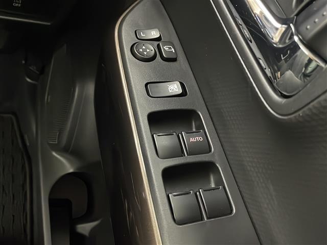 クロスビー ハイブリッドＭＺ　純正ナビ　衝突軽減ブレーキ　スズキセーフティサポート　禁煙車　ワンオーナー　コーナーセンサー　アダプティクルーズコントロール　ハーフレザーシート　バックカメラ　ドライブレコーダー　ＥＴＣ　シートヒータ（17枚目）