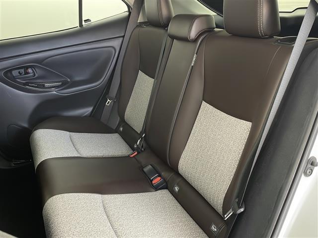 ヤリスクロス ハイブリッドZ 禁煙 純正8インチディスプレイオーディオ AC1500W 4WD 衝突軽減 レーントレーシング レーダークルーズ ブラインドスポットモニター ビルトインETC シートヒーター ステアリングヒーター(29枚目)