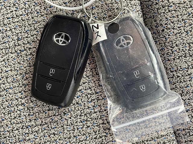 ヤリスクロス ハイブリッドZ 禁煙 純正8インチディスプレイオーディオ AC1500W 4WD 衝突軽減 レーントレーシング レーダークルーズ ブラインドスポットモニター ビルトインETC シートヒーター ステアリングヒーター(41枚目)