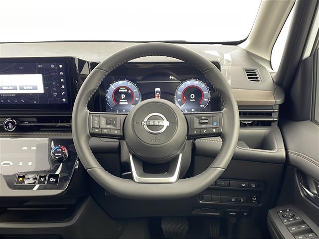 セレナ e-パワー ハイウェイスターV 登録済未使用車 純正12.3インチディスプレイナビ フルセグ Bluetooth 純正フリップダウンモニター アラウンドビューモニター プロパイロット レーンキープ 両側パワースライドドア(8枚目)