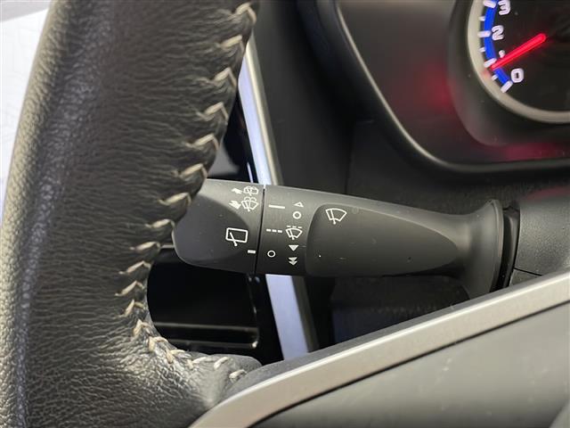 トール カスタムＧ　禁煙車　純正ナビ　バックカメラ　衝突軽減システム　車線逸脱抑制機能　クリアランスソナー　横滑り防止　レーダークルーズコントロール　両側パワースライドドア　シートヒーター　ＥＴＣ　ドライブレコーダー（12枚目）