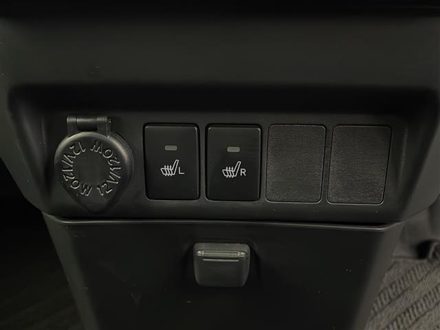 トール カスタムＧ　禁煙車　純正ナビ　バックカメラ　衝突軽減システム　車線逸脱抑制機能　クリアランスソナー　横滑り防止　レーダークルーズコントロール　両側パワースライドドア　シートヒーター　ＥＴＣ　ドライブレコーダー（15枚目）