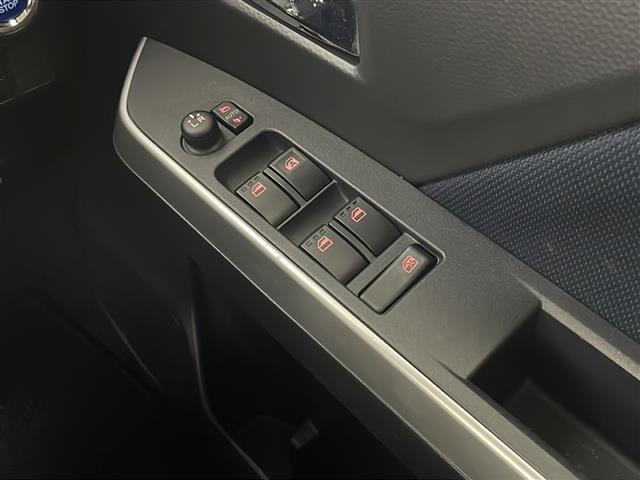 トール カスタムＧ　禁煙車　純正ナビ　バックカメラ　衝突軽減システム　車線逸脱抑制機能　クリアランスソナー　横滑り防止　レーダークルーズコントロール　両側パワースライドドア　シートヒーター　ＥＴＣ　ドライブレコーダー（16枚目）