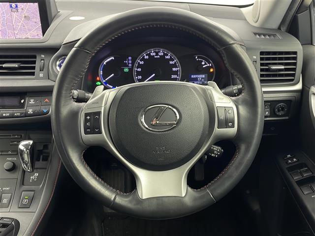 ＣＴ ＣＴ２００ｈ　クリエイティブ　テキスタイルインテリア　禁煙車　特別仕様車　純正ＨＤＤナビ　　ＢＴ　衝突軽減ブレーキ　クルーズコントロール　コーナーセンサー　バックカメラ　ＥＴＣ　シートヒーター　ＬＥＤヘッドライト　パドルシフト（3枚目）