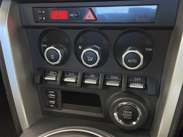 ＢＲＺ Ｓ　禁煙車　社外メモリーナビ　フルセグ　ＨＤＭＩ　ＣＤ　ＤＶＤ　ＢＴ　ｉＰｏｄ　社外ＥＴＣ２．０　社外前側ドライブレコーダー　社外レーダー探知機（ＺＥＲＯ　７０３Ｖ）　クルーズコントロール　保証書（6枚目）