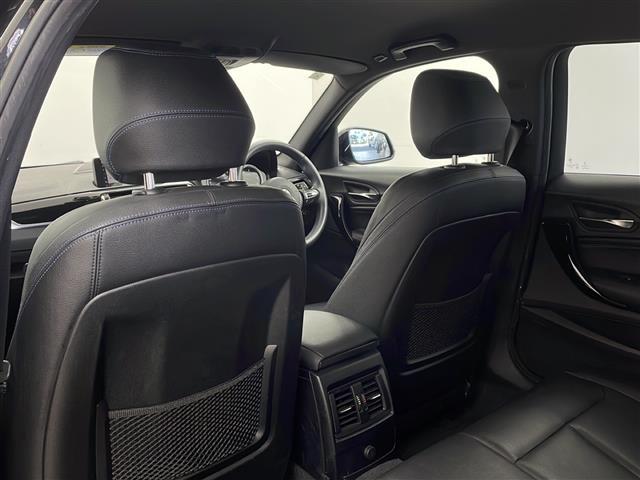 1シリーズ 118d Mスポーツ エディションシャドー 黒レザーシート 純正HDDナビ バックカメラ LEDヘッドライト プッシュスタート ドライブレコーダー(20枚目)