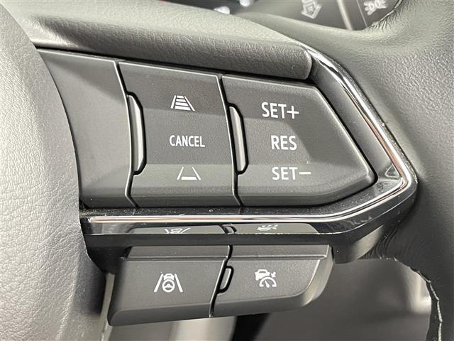 ＣＸ－８ ＸＤ　スポーツアピアランス　禁煙　純正１０．２５型ディスプレイ　６人乗り　サンルーフ　ＢＯＳＥサウンド　全方位カメラ　ルーフレール　パワーバックドア　レッドレザーシート　革シート　パワーシート　シートエアコン　衝突軽減ブレーキ（17枚目）