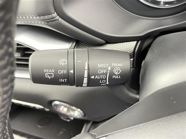 ＣＸ－８ ＸＤ　スポーツアピアランス　禁煙　純正１０．２５型ディスプレイ　６人乗り　サンルーフ　ＢＯＳＥサウンド　全方位カメラ　ルーフレール　パワーバックドア　レッドレザーシート　革シート　パワーシート　シートエアコン　衝突軽減ブレーキ（18枚目）
