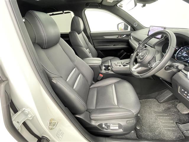 ＣＸ－８ ＸＤ　スポーツアピアランス　禁煙　純正１０．２５型ディスプレイ　６人乗り　サンルーフ　ＢＯＳＥサウンド　全方位カメラ　ルーフレール　パワーバックドア　レッドレザーシート　革シート　パワーシート　シートエアコン　衝突軽減ブレーキ（27枚目）