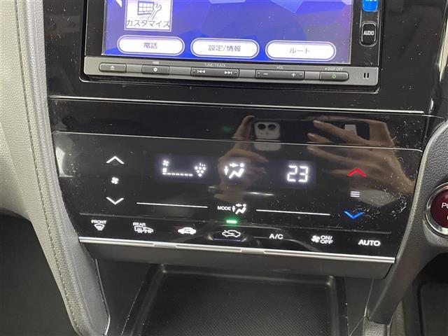シャトル ハイブリッドＸ　禁煙　純正７型メモリーナビ　ＬＥＤライト　バックカメラ　ＥＴＣ　クルーズコントロール　パドルシフト　　電動格納ミラー　ステアリングスイッチ　ドアバイザー　ハーフレザーシート（10枚目）