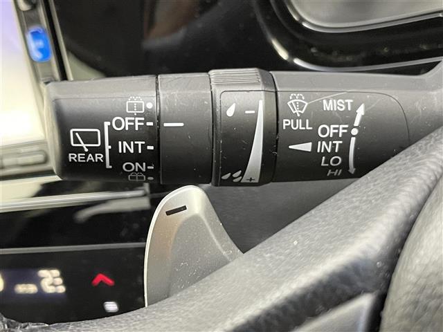 シャトル ハイブリッドＸ　禁煙　純正７型メモリーナビ　ＬＥＤライト　バックカメラ　ＥＴＣ　クルーズコントロール　パドルシフト　　電動格納ミラー　ステアリングスイッチ　ドアバイザー　ハーフレザーシート（20枚目）