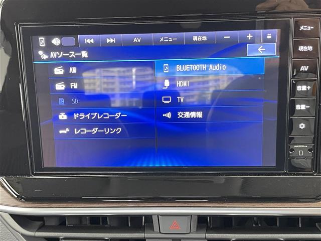 オーラ Ｇ　レザーエディション　禁煙　セーフティアシスト　純正９インチナビ　アラウンドビューモニター　ＬＥＤオートライト　純正フロアマット　シートヒーター　レザーシート　純正１７インチアルミホイール　ＵＳＢ　ＬＥＤ　スマートキー（5枚目）
